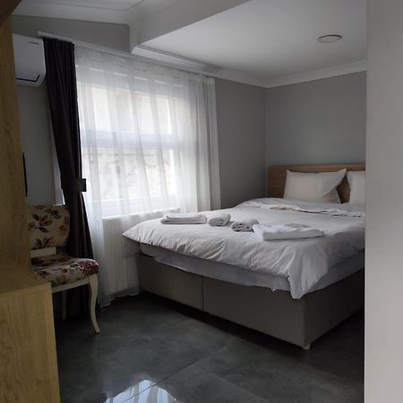 Moonlight Hotel Istanbul Bagian luar foto