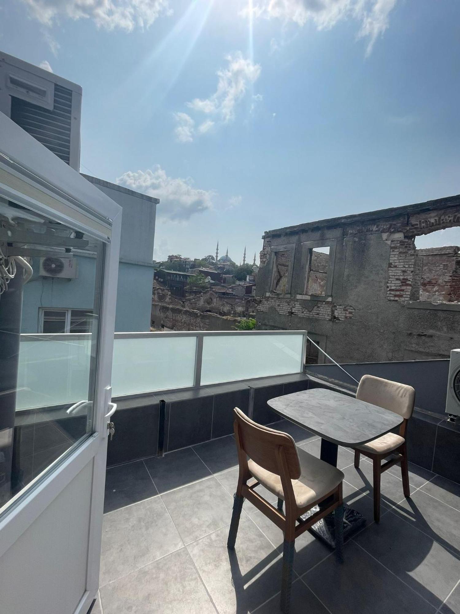 Moonlight Hotel Istanbul Bagian luar foto