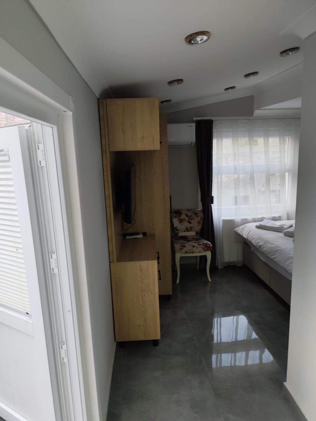 Moonlight Hotel Istanbul Bagian luar foto