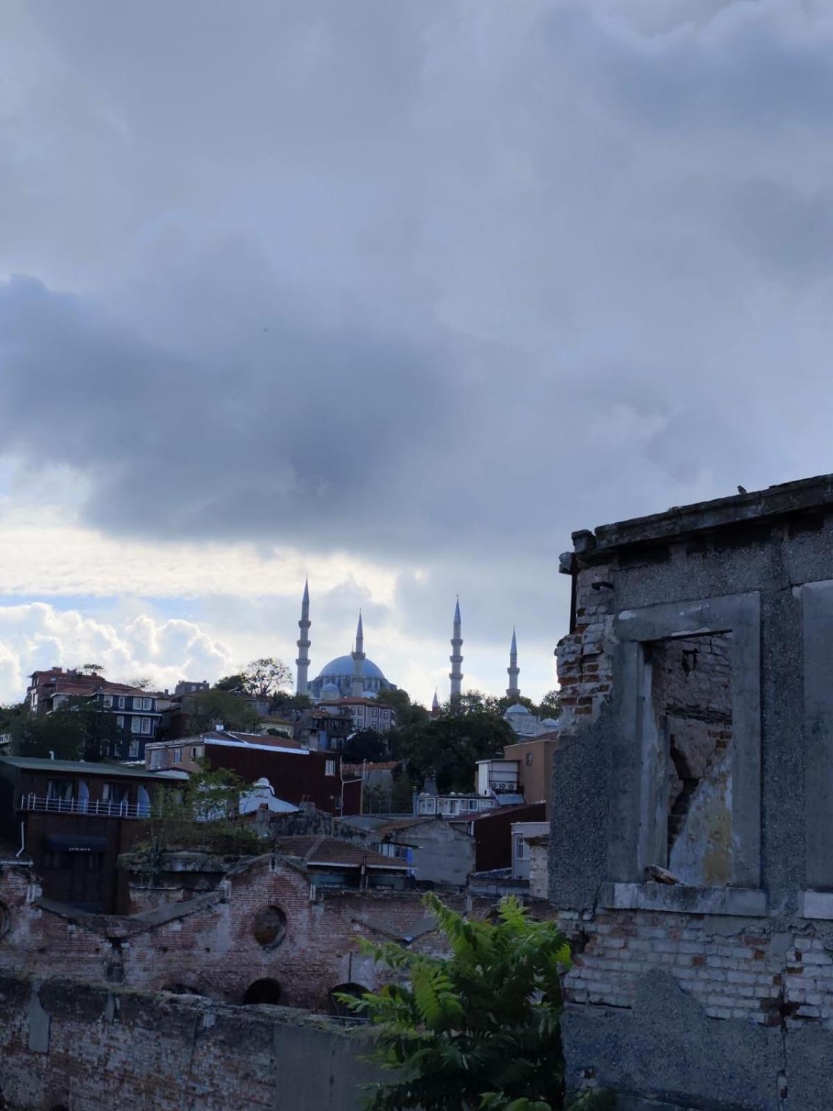 Moonlight Hotel Istanbul Bagian luar foto
