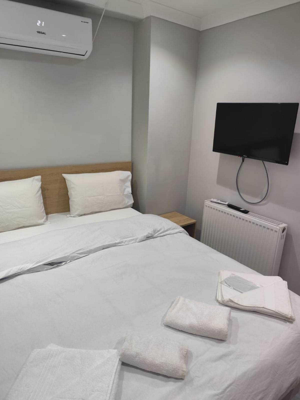 Moonlight Hotel Istanbul Bagian luar foto